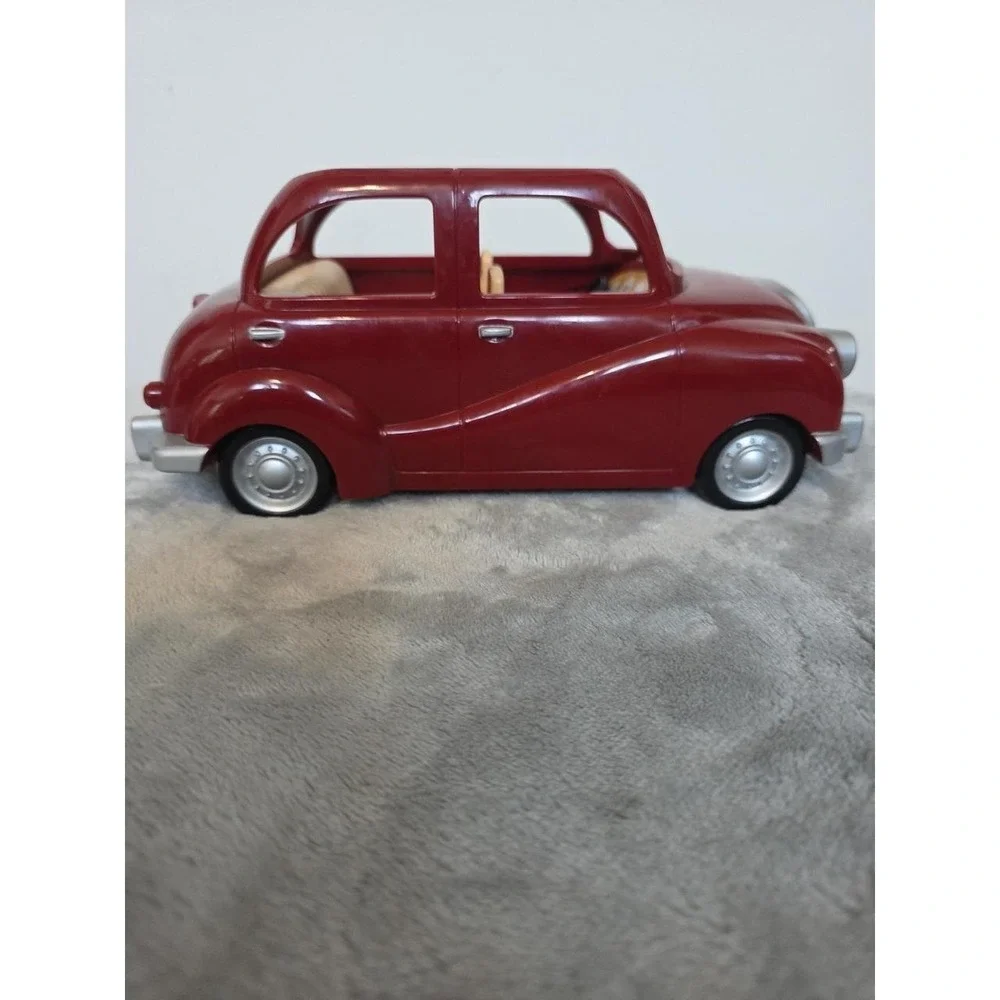 Calico Critters Sylvianian Families Red Burgundy Cruiser Car Toy Used